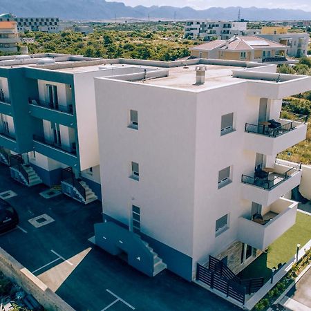 Apartment Bella Новаля Екстериор снимка