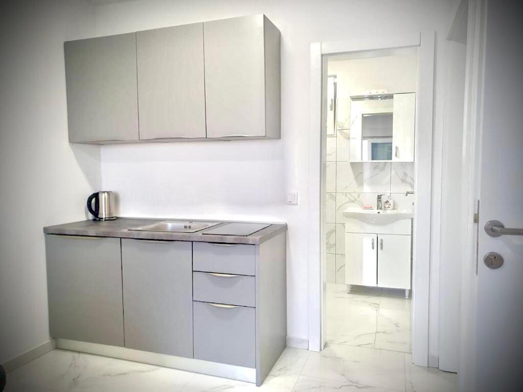 Apartment Bella Новаля Екстериор снимка