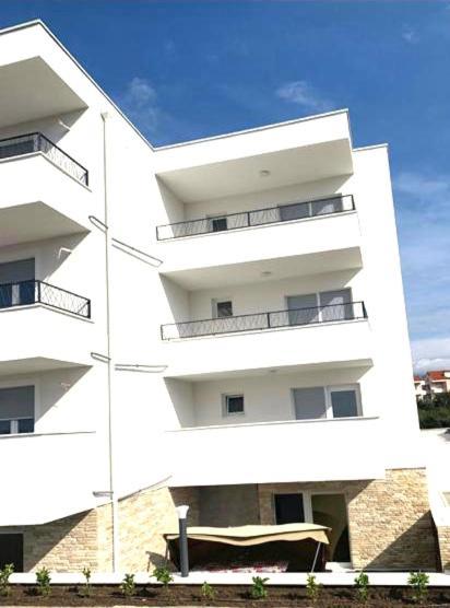 Apartment Bella Новаля Екстериор снимка